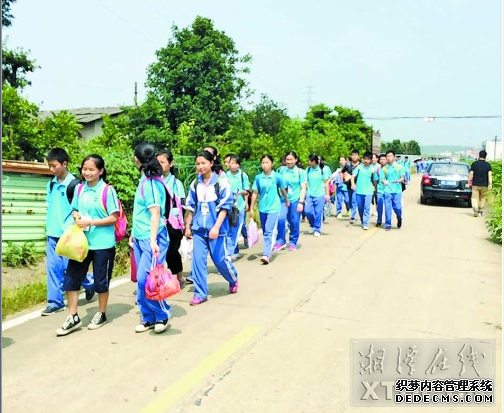   68磬ЌW(xu)֌W(xu)е320Դ˹܇